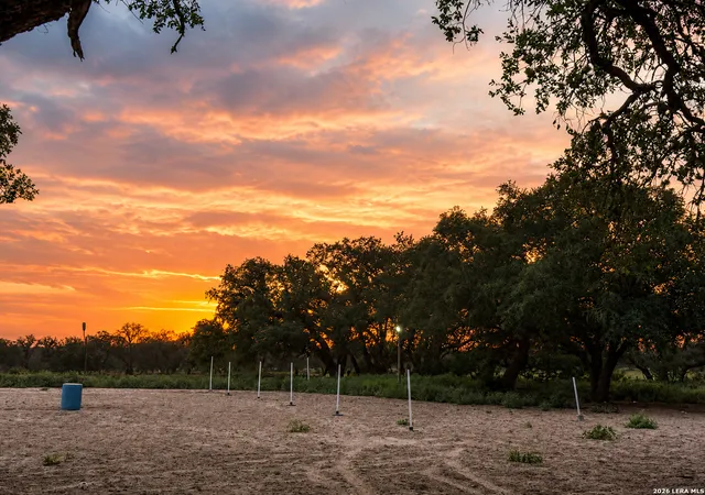 4th image of 490 Hernandez Rd, Poteet, TX 78065 | MLS# 2002661