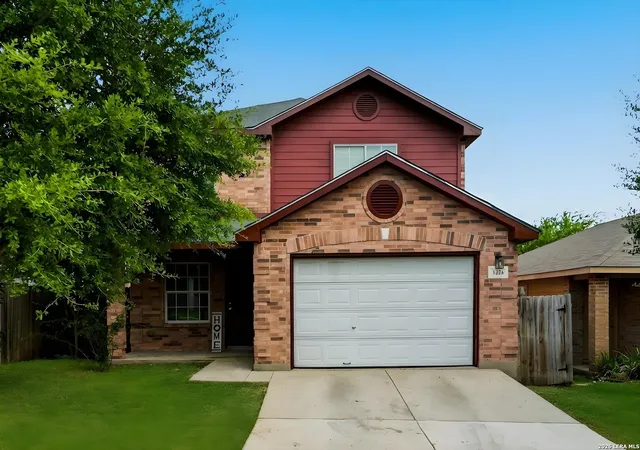 Photo 2 of Single family home for sale at 8235 Heights Vly, Converse, TX 78109 | MLS# 2002663 | Listing updated on 2026-09-08