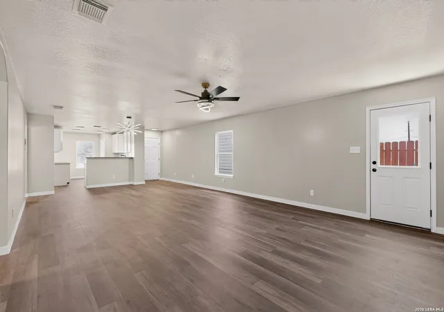 5th image of 15018 Silver Tree, Von Ormy, TX 78073 | MLS# 2002673