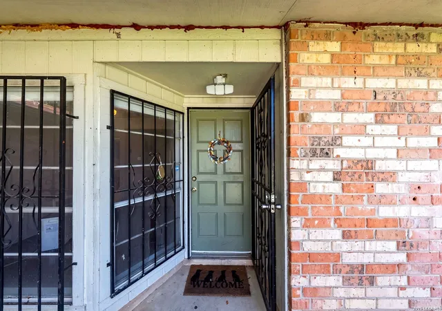 Photo 4 of Single family home for sale at 1126 Churing Dr, San Antonio, TX 78245 | MLS# 2002675 | Listing updated on 2026-08-01