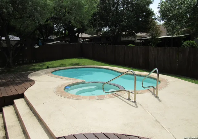 Photo 3 of Single family home for sale at 8050 Dove Flight St, San Antonio, TX 78250 | MLS# 2002694 | Listing updated on 2026-09-01