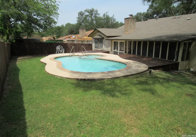 Photo 4 of Single family home for sale at 8050 Dove Flight St, San Antonio, TX 78250 | MLS# 2002694 | Listing updated on 2026-09-01