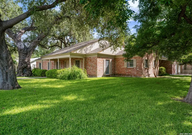 3rd image of 429 N High Street, Uvalde, TX 78801 | MLS# 2002695