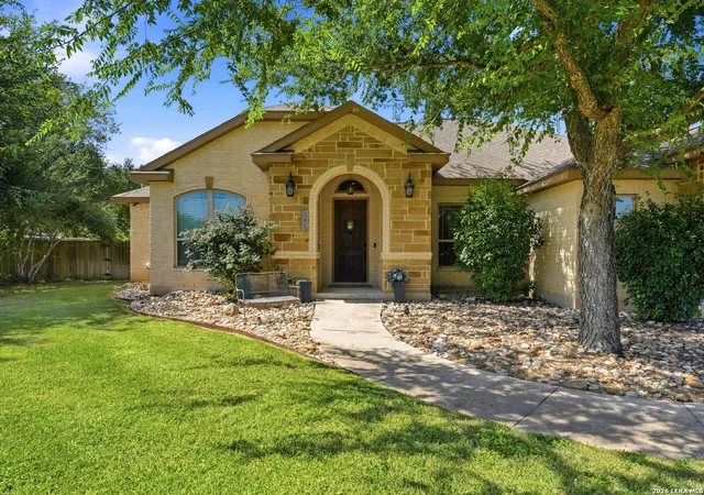 2nd image of 505 County Road 3822, San Antonio, TX 78253 | MLS# 2002710