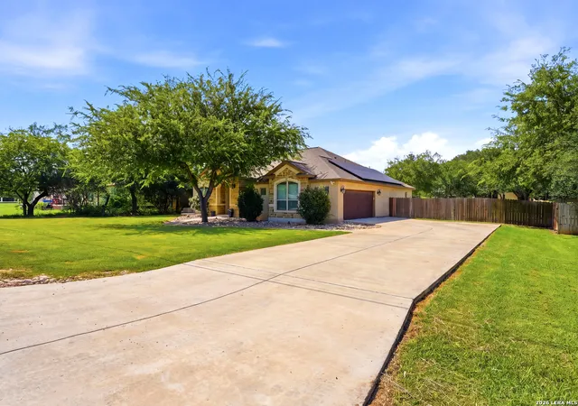 3rd image of 505 County Road 3822, San Antonio, TX 78253 | MLS# 2002710