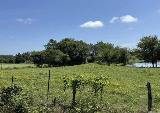 Photo 4 of Sale Pending at 14 County Road 273, Bremond, TX 76629 | MLS# 2002721 | Listing updated on 2026-10-09