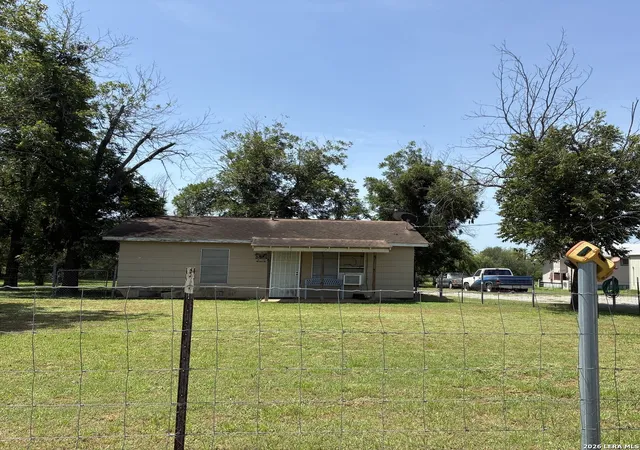 20th image of 273 County Road 743, Yancey, TX 78886 | MLS# 2002736