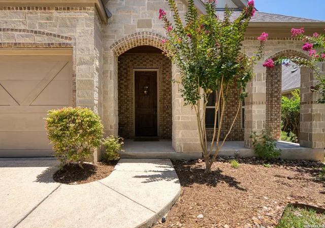 Photo 3 of Single family home for sale at 27146 Smokey Chase, Boerne, TX 78015 | MLS# 2002766 | Listing updated on 2026-09-15