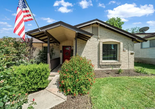 Photo 3 of Single family home for sale at 3626 Sugarhill Dr, San Antonio, TX 78230 | MLS# 2002769 | Listing updated on 2026-08-13