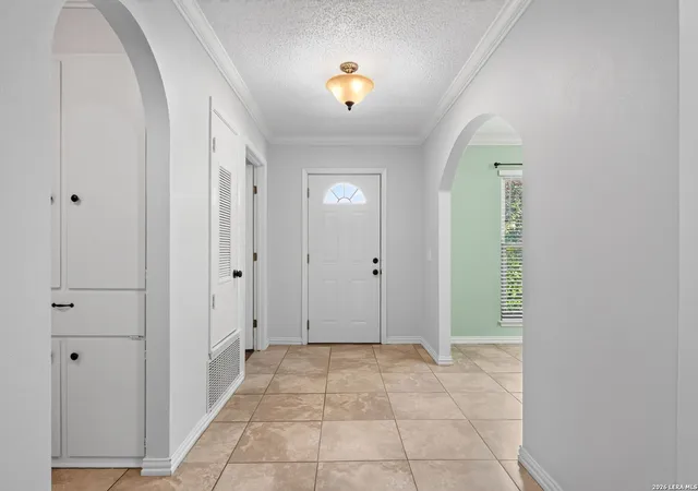 Photo 3 of Single family home for sale at 3626 Sugarhill Dr, San Antonio, TX 78230 | MLS# 2002769 | Listing updated on 2026-08-13