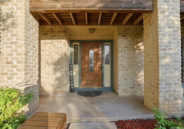 Photo 4 of Single family home for sale at 7226 Trace Buckle, San Antonio, TX 78240 | MLS# 2002777 | Listing updated on 2026-09-20
