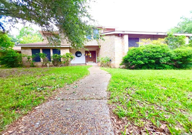 Photo 1 of Sale Pending at 6218 Pine Needles Ln, San Antonio, TX 78244 | MLS# 2002779 | Listing updated on 2026-08-14