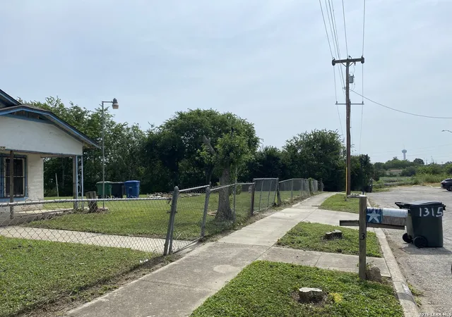 1st image of 1315 Monterey St, San Antonio, TX 78207 | MLS# 2002815