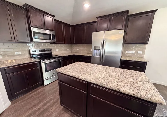 2nd image of 955 Pumpkin Rdg, New Braunfels, TX 78130 | MLS# 2002831