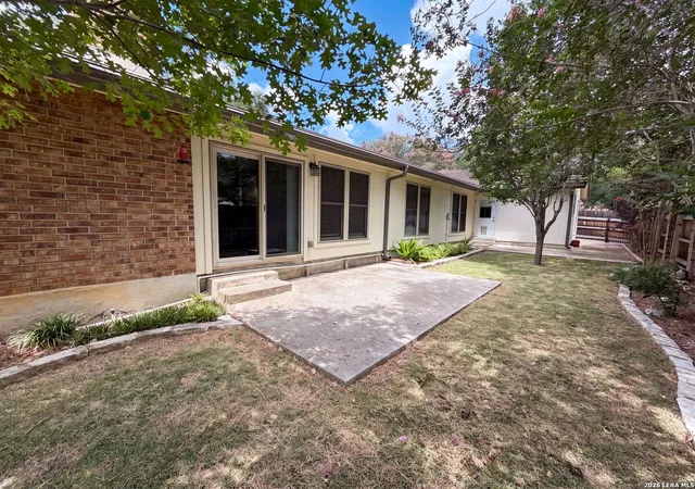 Photo 4 of Sale Pending at 1930 Shadow Park St, San Antonio, TX 78232 | MLS# 2002839 | Listing updated on 2026-09-19
