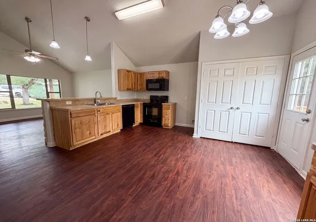 2nd image of 7881 Caribou Dr, Spring Branch, TX 78070 | MLS# 2002841