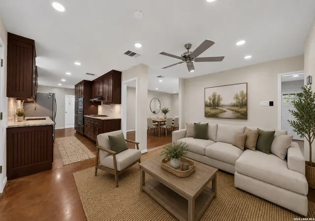 Photo 4 of Sale Pending at 10809 Lands Run St, San Antonio, TX 78230 | MLS# 2002848 | Listing updated on 2026-08-24