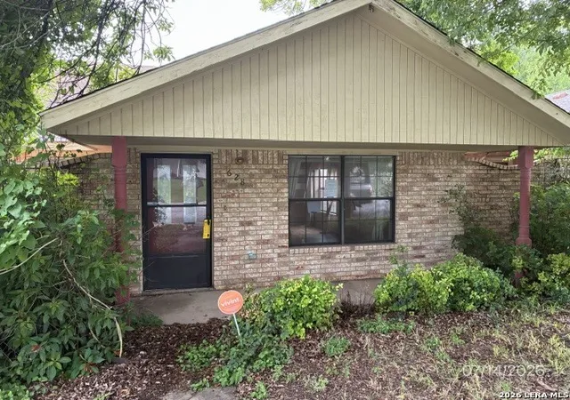 1st image of 628 E Leona St, Uvalde, TX 78801 | MLS# 2002850