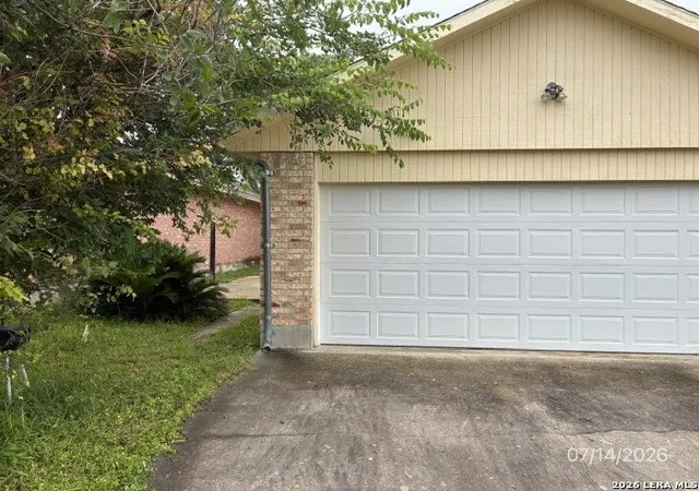 3rd image of 628 E Leona St, Uvalde, TX 78801 | MLS# 2002850
