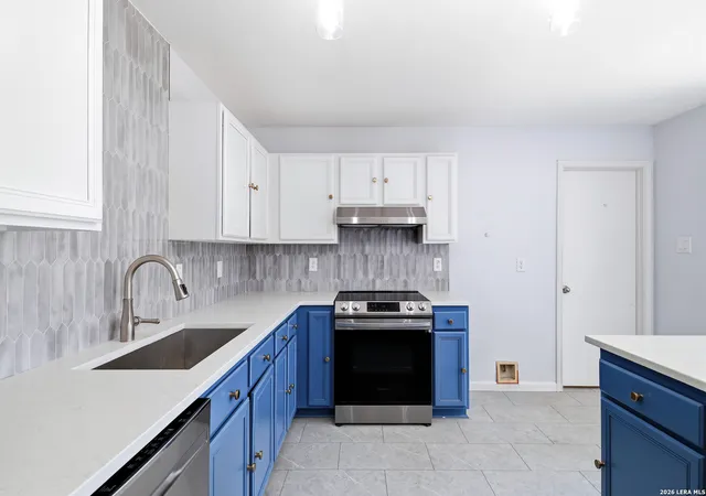 Photo 3 of Single family home for sale at 6318 Regency Wood, San Antonio, TX 78249 | MLS# 2002852 | Listing updated on 2026-09-14