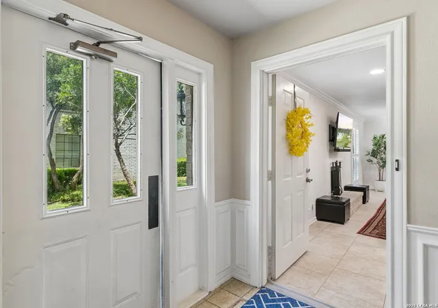 2nd image of 2611 Eisenhauer Road #1401, San Antonio, TX 78209 | MLS# 2002855