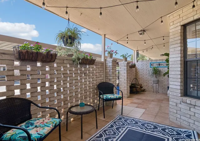 image of 2611 Eisenhauer Rd, San Antonio, TX 78209