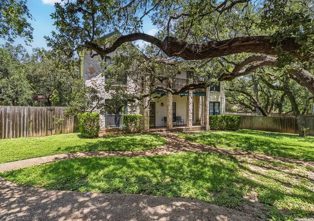Photo 3 of Sale Pending at 15910 Lofty Hts, San Antonio, TX 78232 | MLS# 2002867 | Listing updated on 2026-08-10