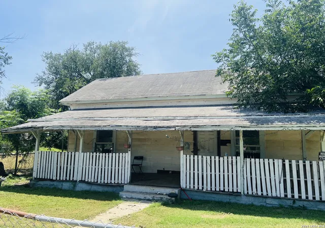 1st image of 323 N Camp, Uvalde, TX 78801 | MLS# 2002868