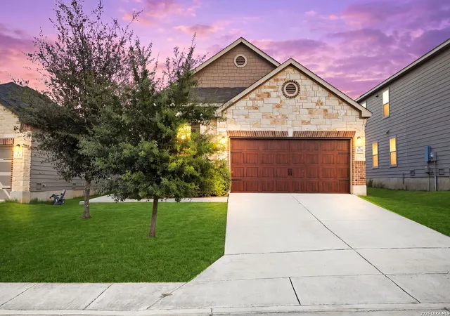 Photo 1 of Single family home for sale at 3435 Jefferson Dr, New Braunfels, TX 78132 | MLS# 2002869 | Listing updated on 2026-09-15
