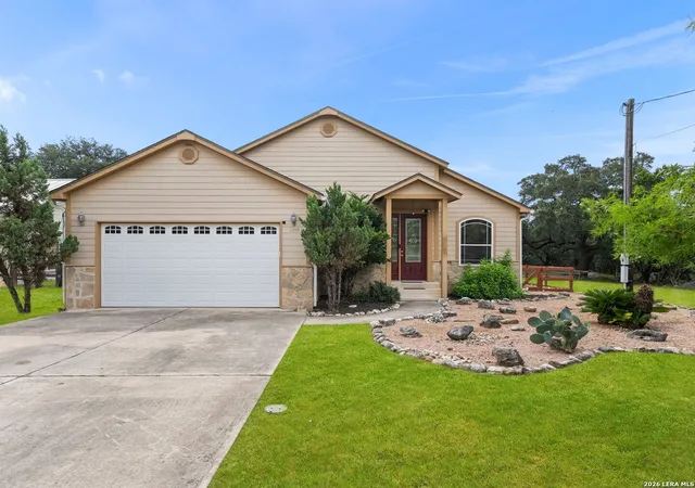 4th image of 388 Deerwood Circle, Bandera, TX 78003 | MLS# 2002875