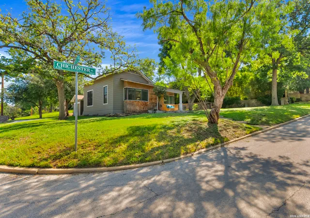 4th image of 201 Chichester Pl, Alamo Heights, TX 78209 | MLS# 2002889