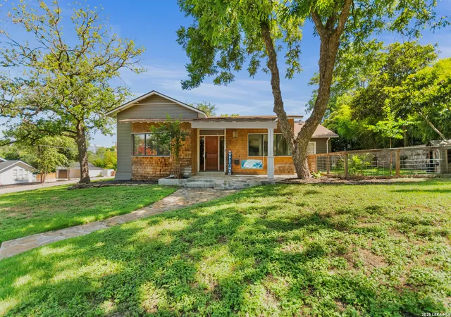 5th image of 201 Chichester Pl, Alamo Heights, TX 78209 | MLS# 2002889