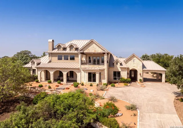 Photo 2 of Single family home for sale at 3919 Kite Dr, Kerrville, TX 78028 | MLS# 2002891 | Listing updated on 2026-08-04