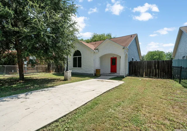 Photo 2 of Single family home for sale at 222 Tesla Dr, San Antonio, TX 78228 | MLS# 2002895 | Listing updated on 2026-09-08