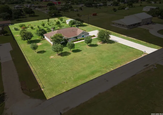 Photo 2 of Single family home for sale at 1143 Cody Ln, Marion, TX 78124 | MLS# 2002919 | Listing updated on 2026-09-10