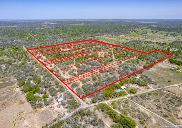 4th image of 2703 County Road 770, Natalia, TX 78059 | MLS# 2002928