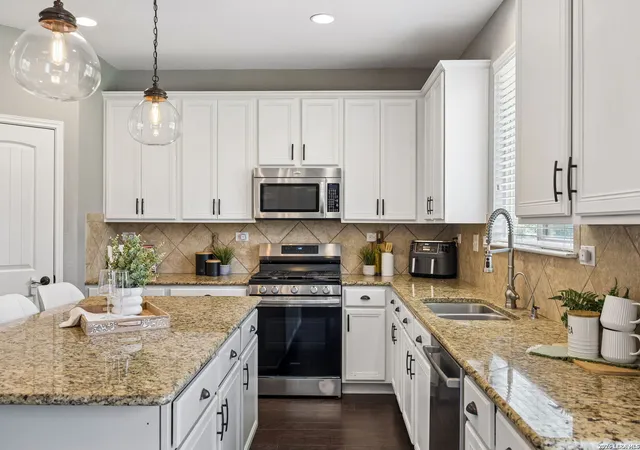 Photo 3 of Single family home for sale at 4031 Calle De Cobre, San Antonio, TX 78257 | MLS# 2002934 | Listing updated on 2026-08-29