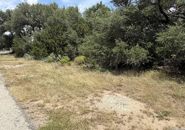 Photo 1 of Land for sale at 0 Tbd Lake Island Dr, Canyon Lake, TX 78133 | MLS# 2002936 | Listing updated on 2026-08-04
