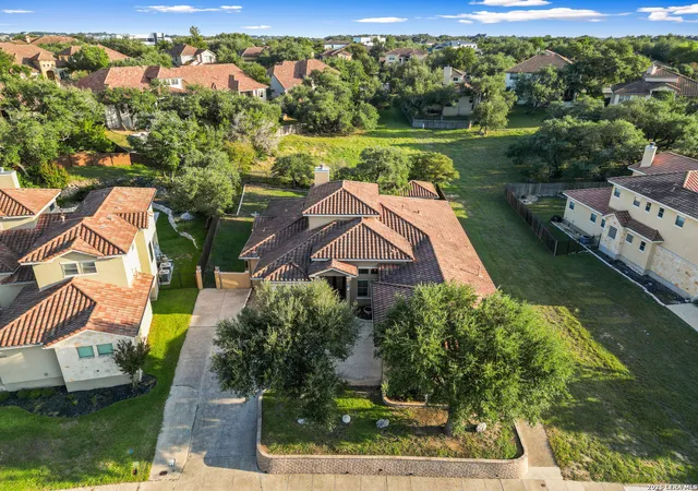 2nd image of 25022 Estancia Cir, San Antonio, TX 78260 | MLS# 2002940