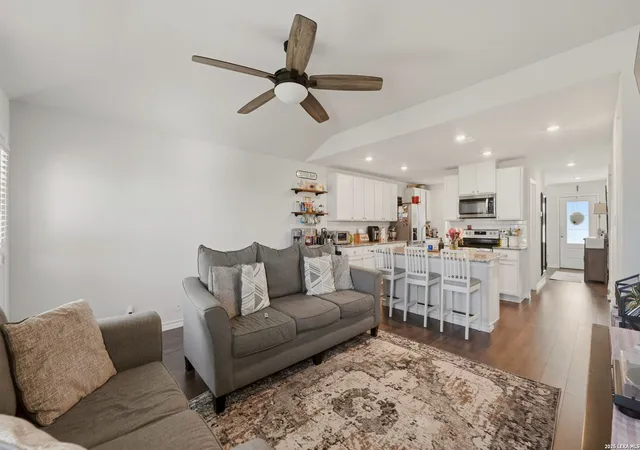 4th image of 312 Black Riv, Cibolo, TX 78108 | MLS# 2002943