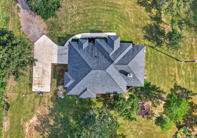 4th image of 1802 Fm 3335, Stockdale, TX 78160 | MLS# 2002959