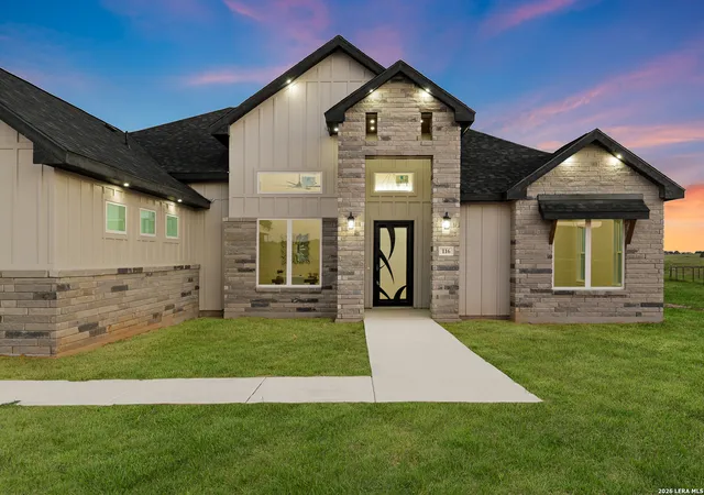 2nd image of 116 Pioneer Dr, La Vernia, TX 78121 | MLS# 2002966
