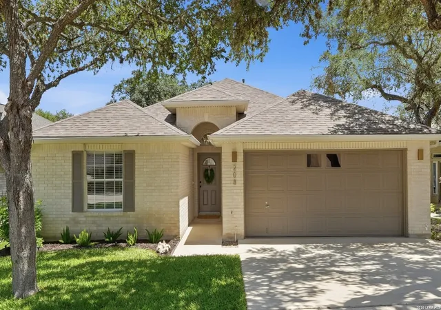 Photo 1 of Single family home for sale at 208 Bonner Blvd, New Braunfels, TX 78130 | MLS# 2002978 | Listing updated on 2026-08-13