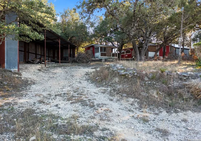 5th image of 14811 Cranes Mill, Canyon Lake, TX 78133 | MLS# 2002979