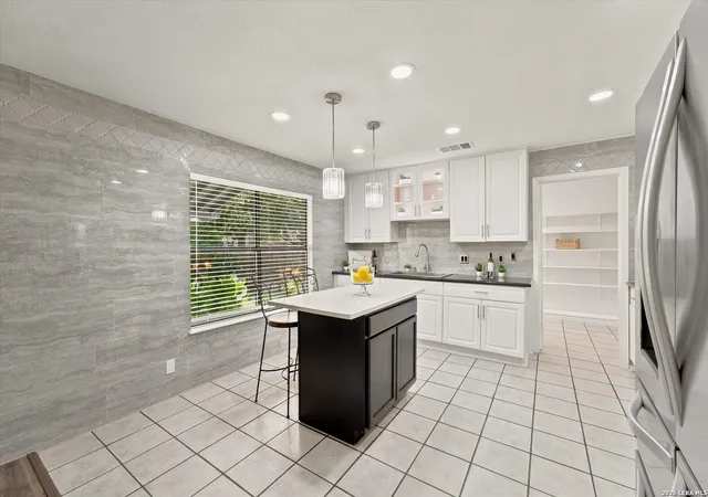 Photo 3 of Single family home for sale at 9127 Chinon, San Antonio, TX 78250 | MLS# 2002981 | Listing updated on 2026-09-08
