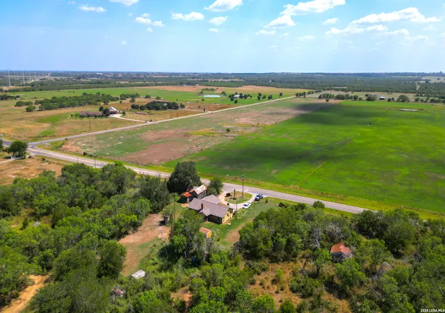 2nd image of 150 Fm 1303, Floresville, TX 78114 | MLS# 2002992