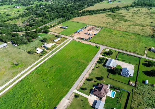 5th image of 114 County Road 684, Lytle, TX 78052 | MLS# 2003000