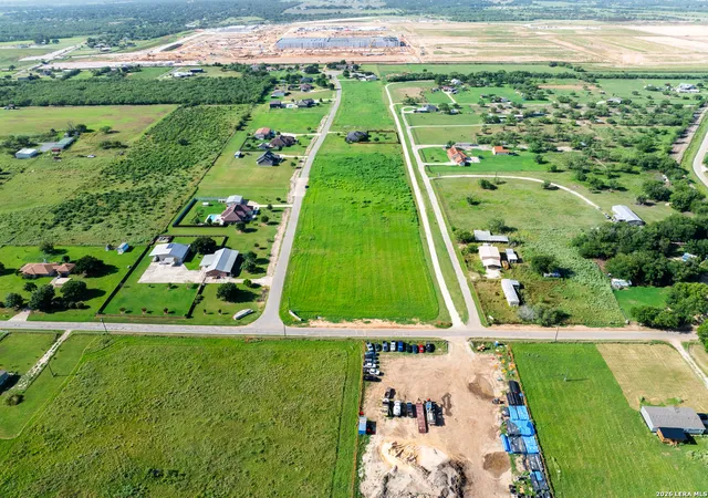 10th image of 114 County Road 684, Lytle, TX 78052 | MLS# 2003000