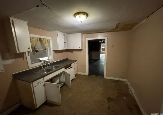 Photo 3 of Single family home for sale at 910 Green St, San Antonio, TX 78225 | MLS# 2003016 | Listing updated on 2026-08-04