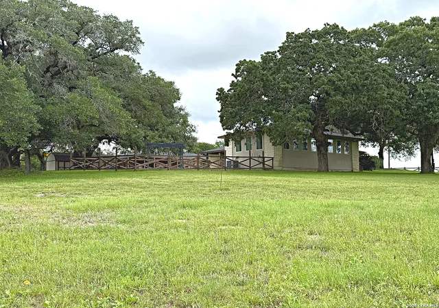 42nd image of 103 Misty Bnd, Floresville, TX 78114 | MLS# 2003026